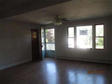 226 Mammoth Rd, Pelham, NH 03076 - photo 3