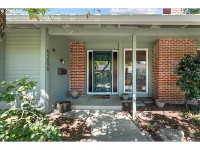 5206 SW Barclay Ct, Beaverton, OR 97005 - photo 2