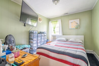 78 3/4 Lock St, Nashua, NH 03064 - photo 5