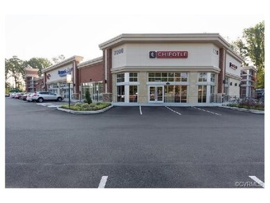 Nearby Shopping Center