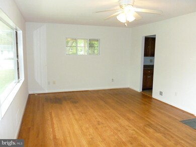 unlisted-address, Alexandria, VA 22306 - photo 3