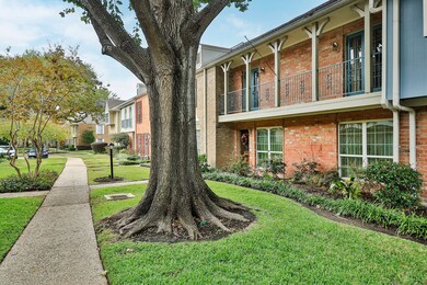 10349 Briar Forest Dr unit 55, Houston, TX 77042 - photo 3