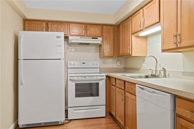 31 Devereux St unit 111, Providence, RI 02909 - photo 6