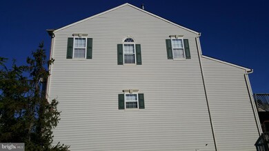 9737 Harvester Cir, Perry Hall, MD 21128 - photo 2