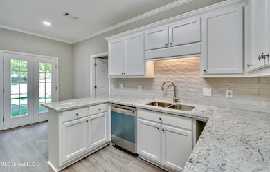 301 White Oak Dr, Brandon, MS 39047 - photo 6