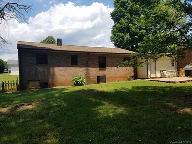 141 Clearview Rd, Statesville, NC 28625 - photo 4