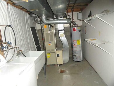 Utility/Laundry area/Storage has double sinks, was