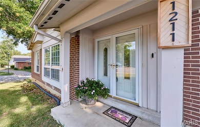 1211 Big Bend Rd, Ballwin, MO 63021 - photo 3