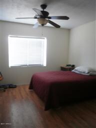 MASTERBEDROOM