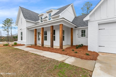 110 Grayson-4