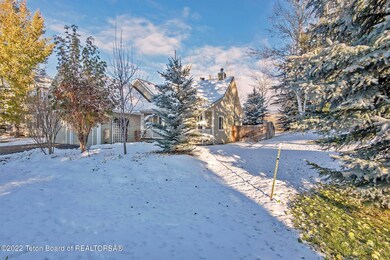 875 Eagles Rest Dr, Driggs, ID 83422 - photo 5