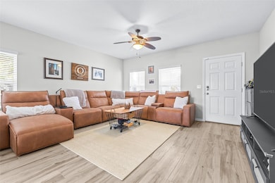 13030 Boggy Creek Dr, Riverview, FL 33579 - photo 4