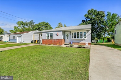 810 Lynvue Rd, Linthicum Heights, MD 21090 - photo 2