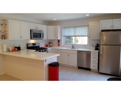 475 Captain Eames Cir unit 475, Ashland, MA 01721 - photo 2