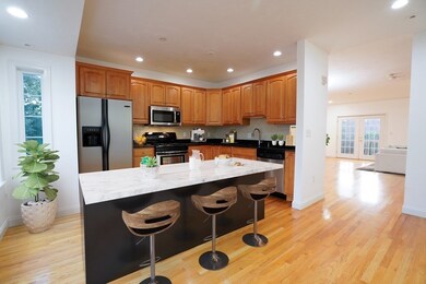 399 Sea St unit B, Quincy, MA 02169 - photo 2