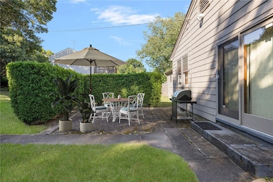 83 Fessenden St, Warwick, RI 02886 - photo 5