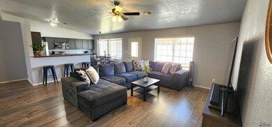 6334 E 44th Place, Yuma, AZ 85365 - photo 3