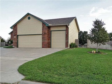 Oversized 28X36 three car garage - third car stall