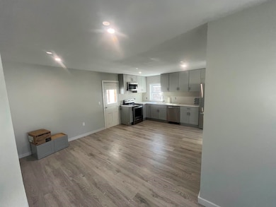 54-56 Franklin St, Somersworth, NH 03878 - photo 3