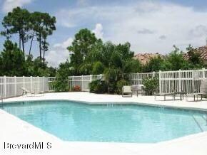 Isles Pool