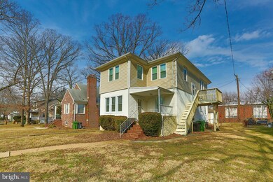 2522 Oakley Ave, Baltimore, MD 21215 - photo 2