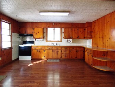 812 Mahoning Dr E, Lehighton, PA 18235 - photo 5