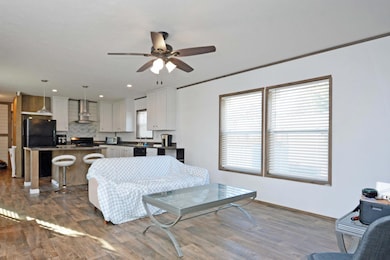 1368 96th Lane NE 005.jpg