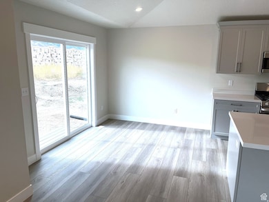 1206 N Berra Blvd, Tooele, UT 84074 - photo 5