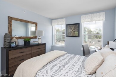 42 Gladstone Ct, Whippany, NJ 07981 - photo 7