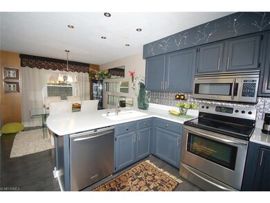 384 Fowler St unit 384, Cortland, OH 44410 - photo 7