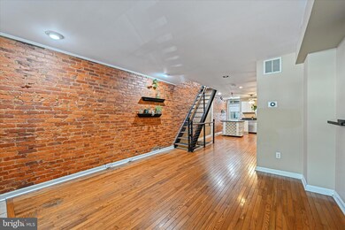 1015 S Bouldin St, Baltimore, MD 21224 - photo 4