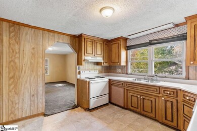 515 Beverly Rd, Spartanburg, SC 29307 - photo 5