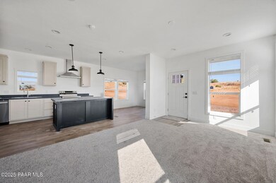 39 E Abra Rd, Paulden, AZ 86334 - photo 4