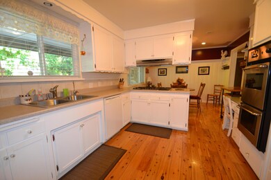 3886 Cheryl Dr, Redding, CA 96002 - photo 3