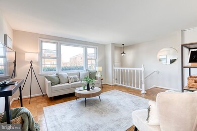 957 Circle Dr, Halethorpe, MD 21227 - photo 7