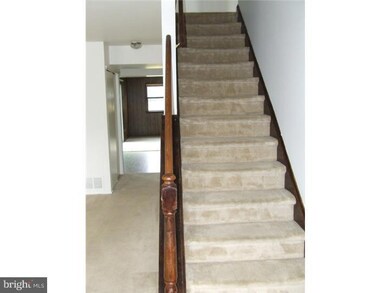 115 Malvern Ct, Mount Laurel, NJ 08054 - photo 2