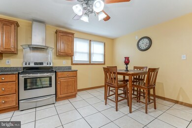65 Roosevelt St, Paulsboro, NJ 08066 - photo 7