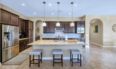 7813 S 30th Way-large-016-043-Kitchen-15