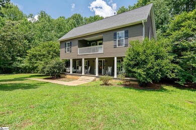 104 Williamsburg Dr, Greer, SC 29651 - photo 2