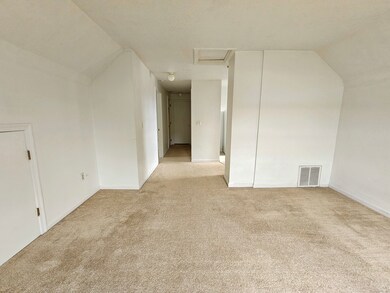 54 Washington St unit 3, Wallingford, CT 06492 - photo 6