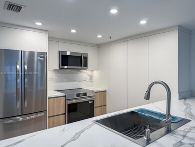 1800 Club unit 3705, Miami, FL 33132 - photo 2