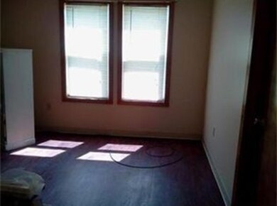 76 Buffinton St unit 3, Fall River, MA 02721 - photo 4