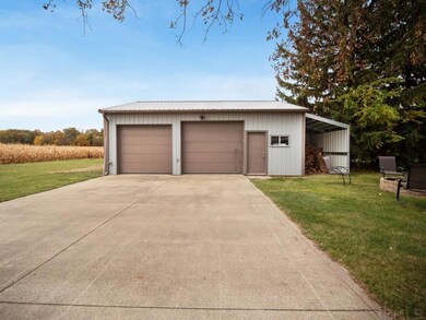 4214 S Doyle Rd, New Haven, IN 46774 - photo 3