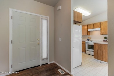 21013 N Circle - (5)