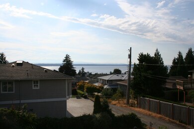 933 Maple St, Edmonds, WA 98020 - photo 6