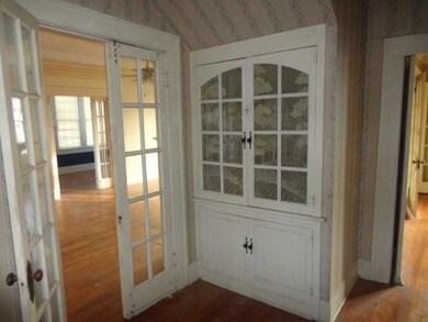 Breakfast room - view 1