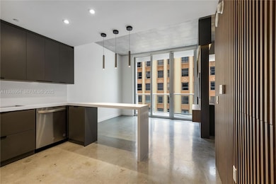 Centro unit 905, Miami, FL 33131 - photo 7