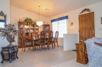 Formal Dining