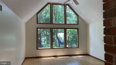 204 Meadowview Ln, Locust Grove, VA 22508 - photo 4