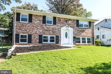 7318 Longbranch Dr, New Carrollton, MD 20784 - photo 2